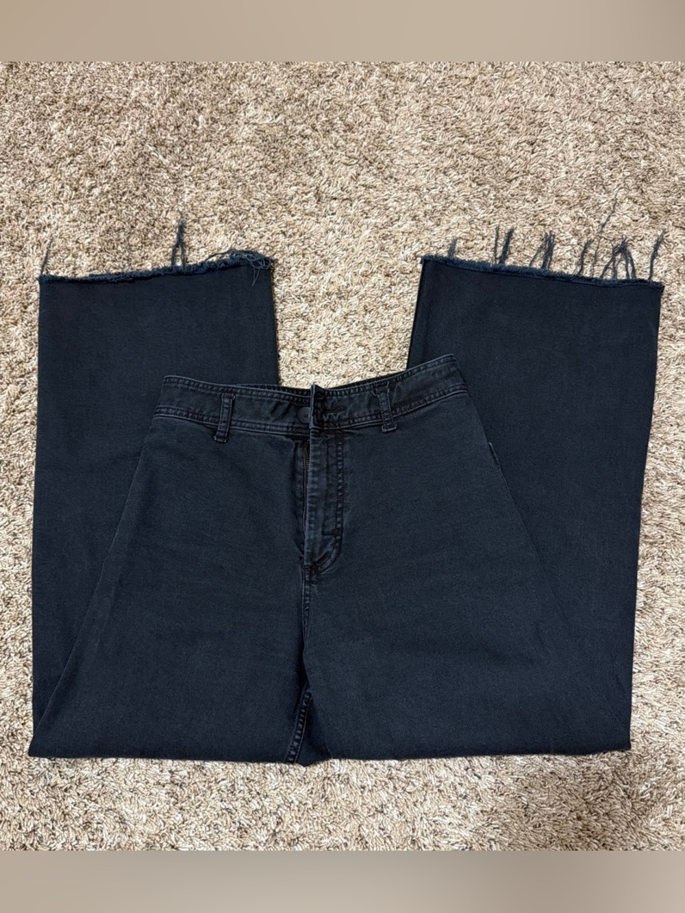Zara Wide Leg Black Jeans with Raw Hem